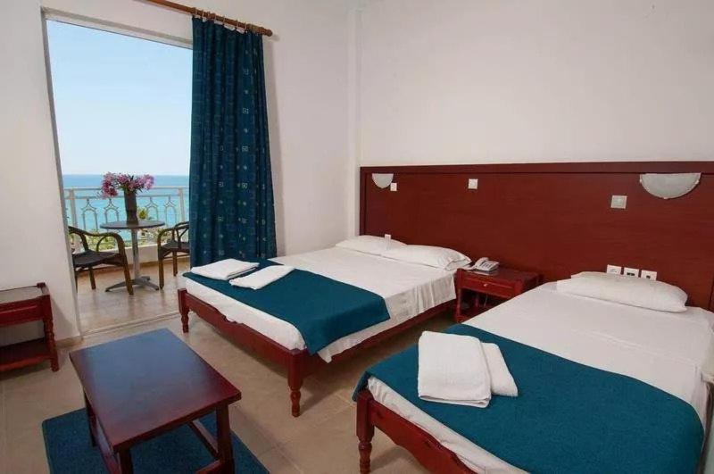 Poseidon Beach Hotel Kastrosikia Exterior photo