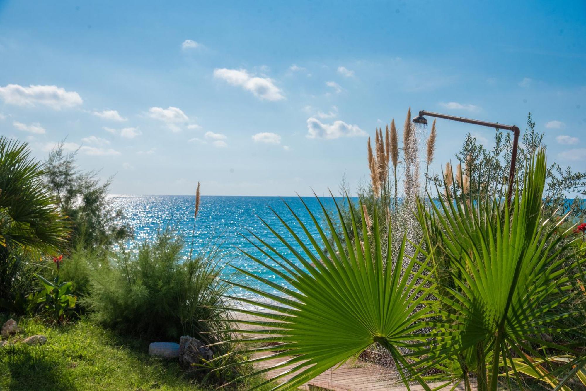 Poseidon Beach Hotel Kastrosikia Exterior photo