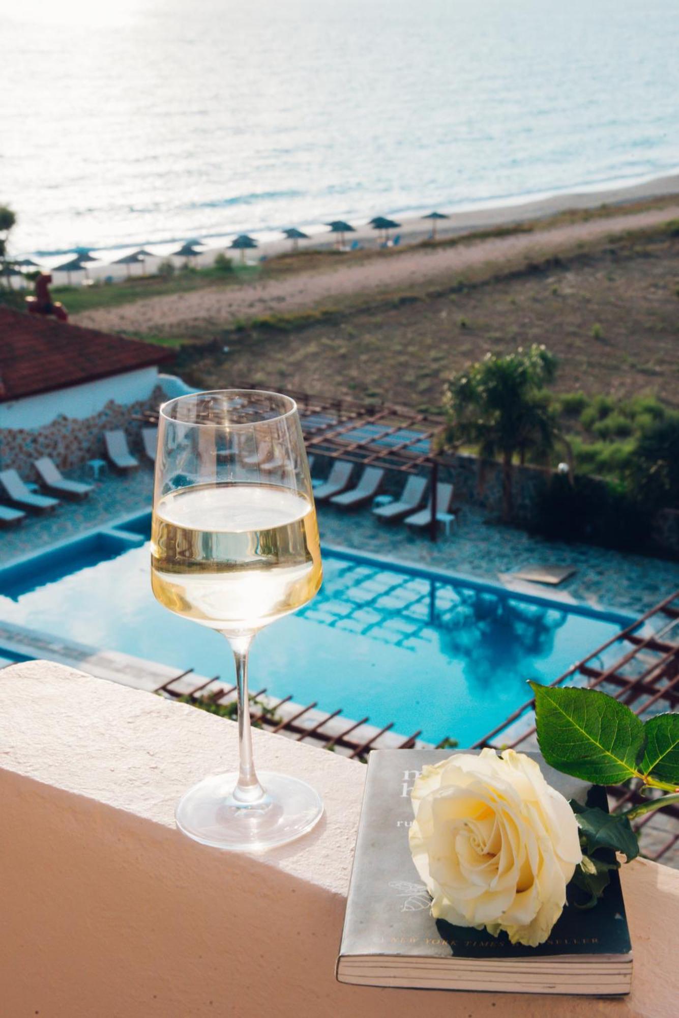 Poseidon Beach Hotel Kastrosikia Exterior photo