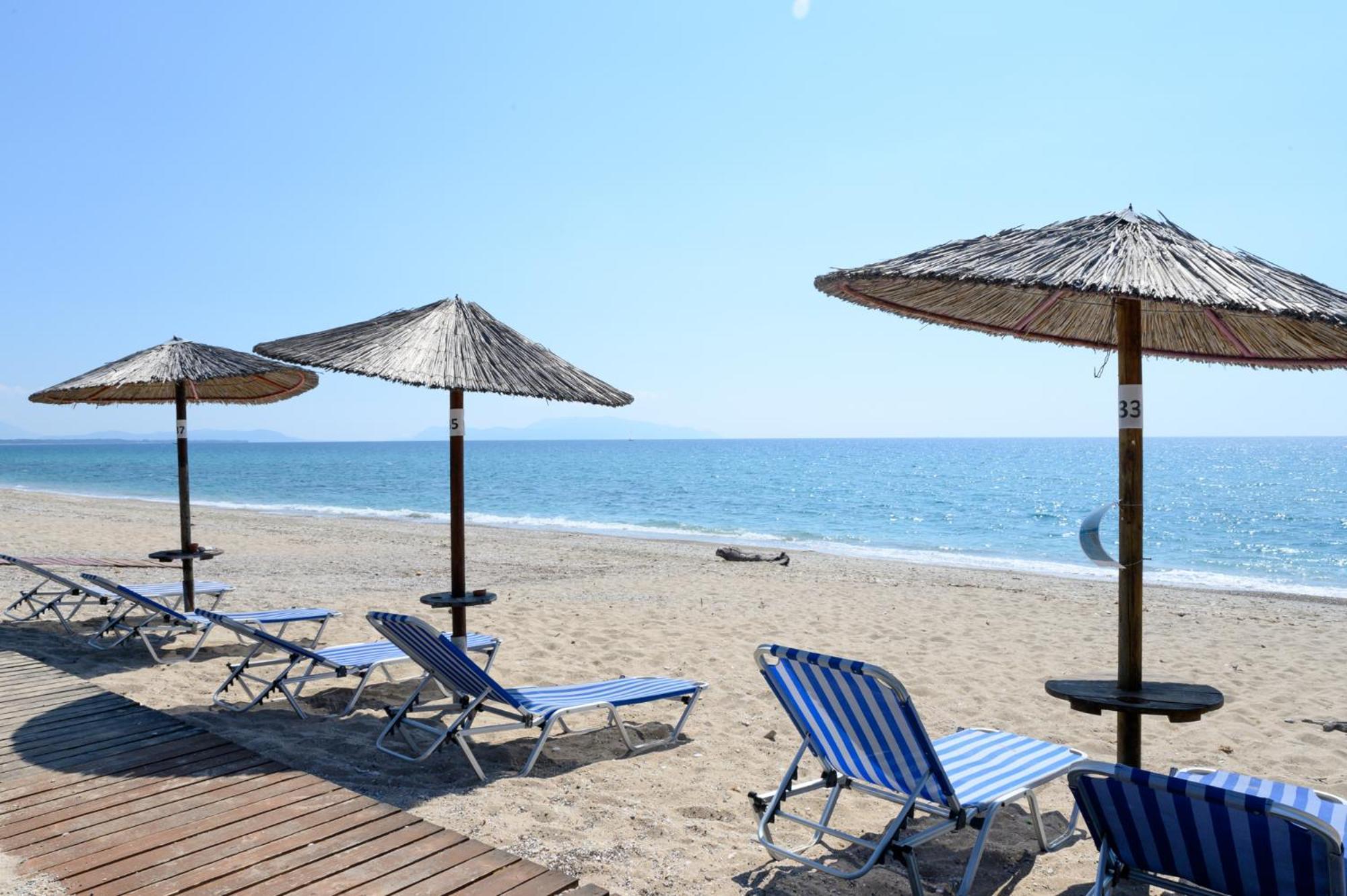 Poseidon Beach Hotel Kastrosikia Exterior photo