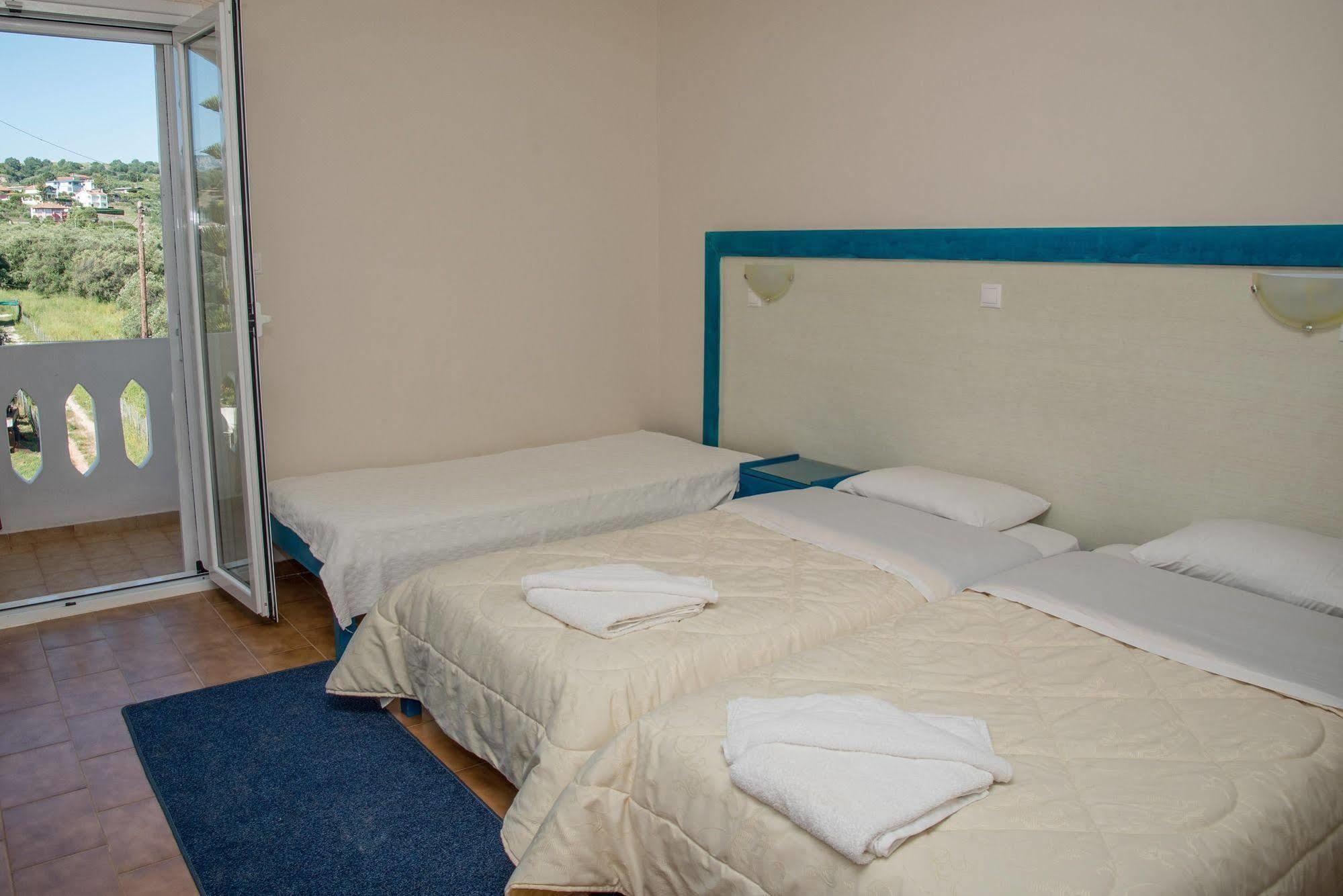 Poseidon Beach Hotel Kastrosikia Exterior photo