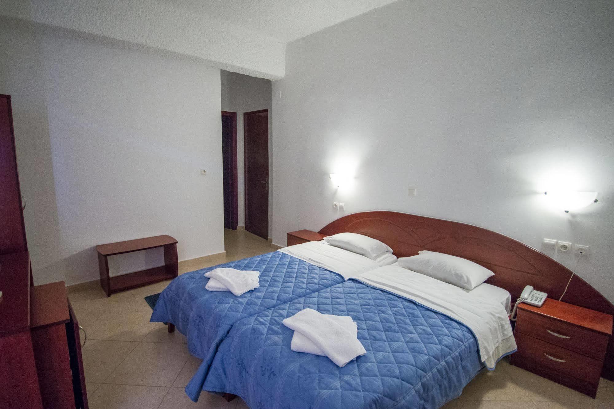 Poseidon Beach Hotel Kastrosikia Exterior photo