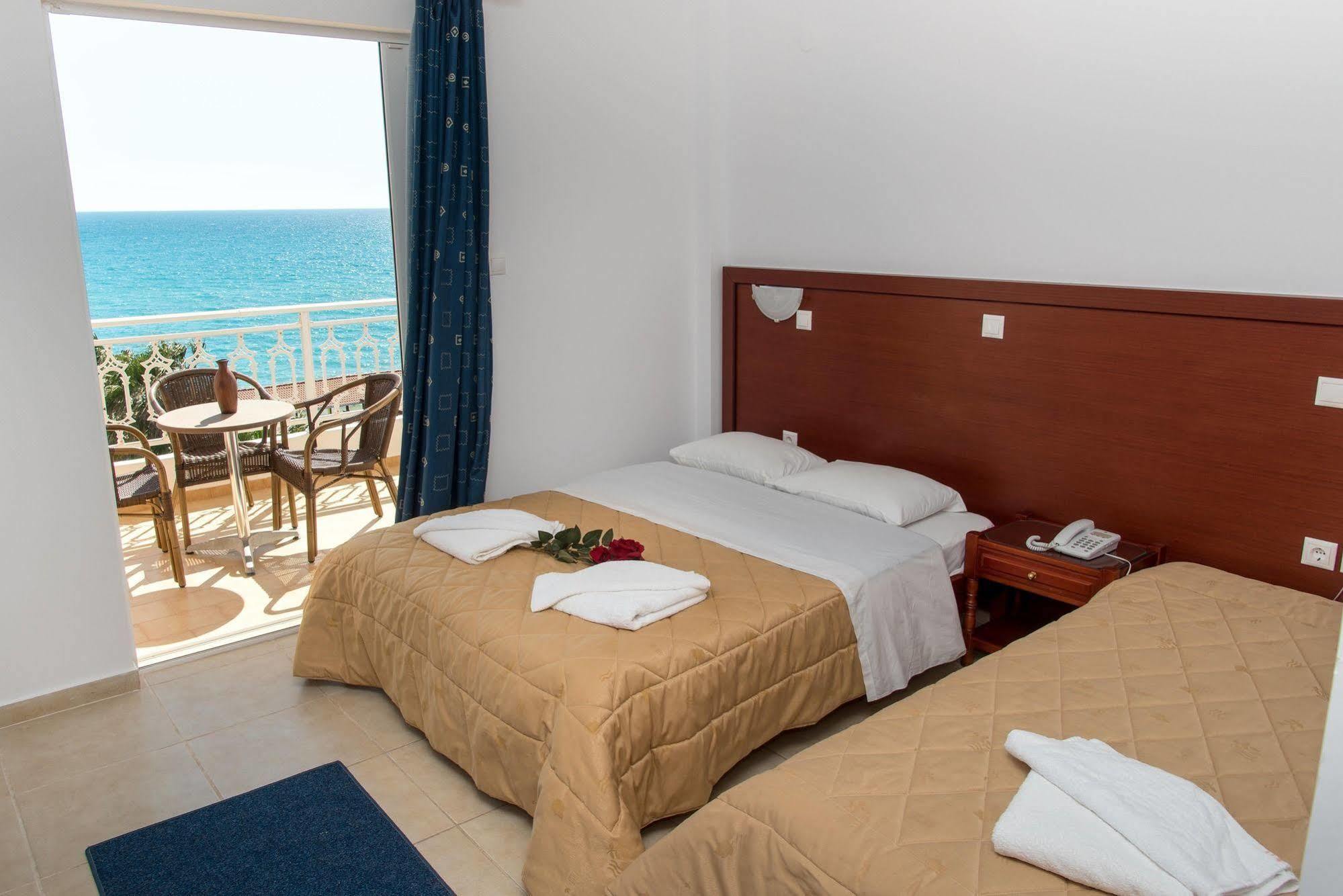 Poseidon Beach Hotel Kastrosikia Exterior photo